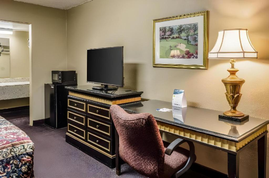Rodeway Inn Greenville Exteriér fotografie