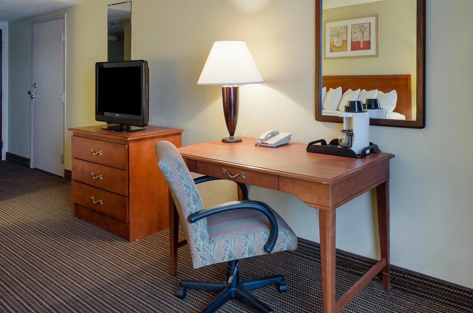 Rodeway Inn Greenville Exteriér fotografie